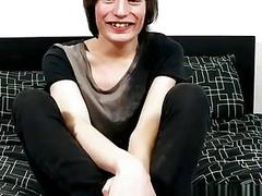 Sexy men Jesse Andrews is only 18 years old and hasn't been too