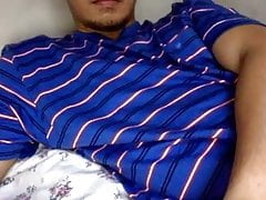 19 Yr Old Filipino Hunk Cums on Webcam