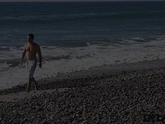 Surf er Brock desires to rub his cock by the beach again