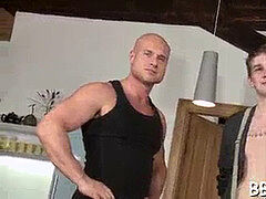 Trashy and explicit homohookupual sex