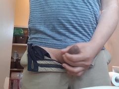 PINOY CELEB SCANDAL !!! NAGJAKOL SA PUBLIC WASHROOM