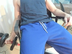 young only fellow doing some instructing with a conclude cumm