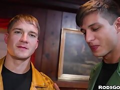 Handsome Elliot Finn and Brandon Anderson in hot fucking scene