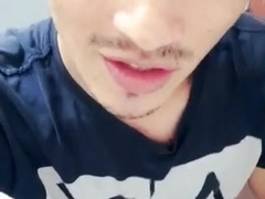 Que Tal Si Tenemos un Rico Orgasmo Juntos ?