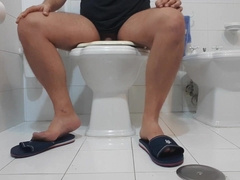 GG - Morning Squirt and Toilette