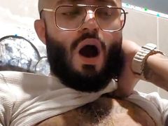 Masturbation at the gym, can anyone help me?