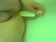 Horny dude shoves whatever he can find into his ass