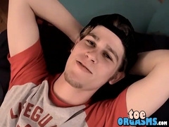 Hot Twink JT has a great smooth body and a sexy little ass