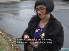 Sucer une bite, Français, Lunettes, Hard, Argent, Pov, Public, Réalité