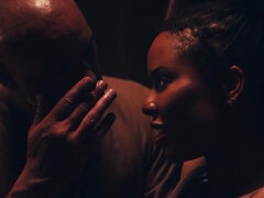 Leger, Lieveling, Grote kont, Bruinharig, Zwart, Kokhalzen, Pornster, Trein