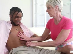 Grosser schwanz, Grosse titten, Schwarz, Oma, Hardcore, Interrassisch, Reif, Milf