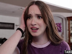 Lesbian babe lincking her 18-years-old roommate