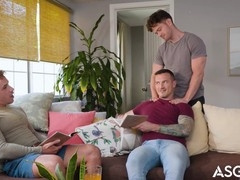 Jock roommate takes advantage of tatted otter during book club