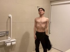 Handsome guy with perfect body enjoys uncensored gay action