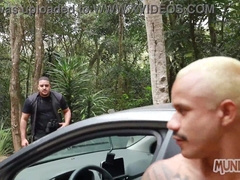 I had a fine plumb with the security guard at the deprived motel.