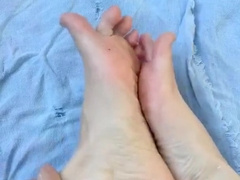 Lotion on my soles ASMR POINT OF VIEW