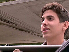 screwing The egghead