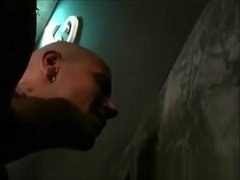 gay scopato a pecora da bull dal cazzo duro - gay fucked in sheep from bull