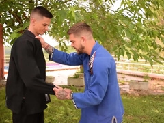 Friends Masturbation In The Pool