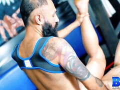 BREEDMERAW - Tattooed Top Xandrex breeds submissive bot