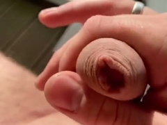 Wichsen in der Sonne mit überraschender Spermaentladung Part 1