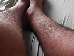 3 mins of a pair of seducing hairy feet