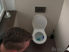 Sexy guys Jace Reed and Kane Mraz fucking condom-free