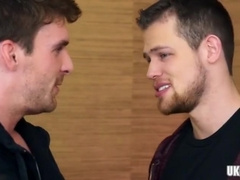 Muscle wolf flip flop with swap