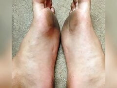My Dirty Feet Soles (DiaShow)