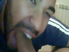 A married Arab sucks his owner not to pay the month (Amateur Married)