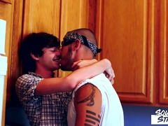 SOUTHERNSTROKES Tatted Ari Nucci Breeds Youngster Grayson Lange