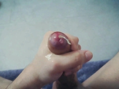 Muddy Jizz Pig Pees on Himself until he pops palms-free-for-all in own jaws & Drinks Geyser