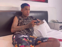 MY HETEROSEXUAL PAL SHOWCASED THE FUCKTOY FOR ME TO EVALUATE THE SIZE