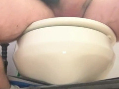 Jizzing in my step aunts rest room over thanksgiving LOL