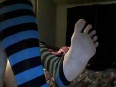sexy sissy boy feet