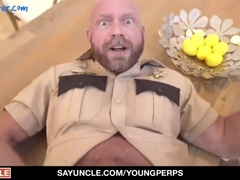 Officers Fondle & Fuck Each Other At Work Young Perps - Bussyhunte