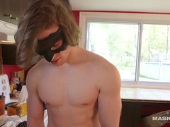 Muscle Otter Wanks His Meat During A Soiree - Jake - Maskurbate