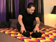 Nice Damian Excellent Wanks His Hard-on And Attempts On His Fresh Fucktoy