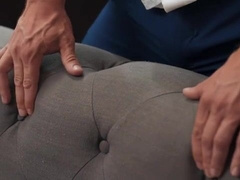 Couch King Brogan & Hayden Harding