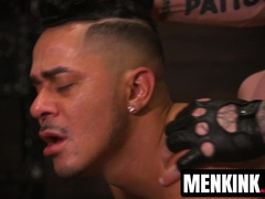 Davin Strong spreads open Cesar Xes and uses him as his fuck toy