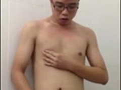 Guy from Vietnam jerkoff