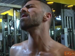 Muscle Homo Deep Throat Intercourse With Pop-Shot