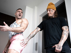 Inked lad creampies muscular man's ass after loud sex