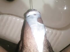 Handjob bathroom saban lga ker muth mari desi big cock squirt boy in bathroom Pakistani