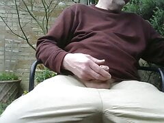 Naked garden piss and wank with asshole on display
