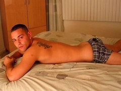 Vinnie looks incredible as he jerks off big time