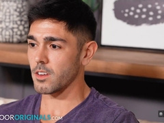 Frustrated Jock Can't Jizm, Teddy Roomy Lends A Mitt