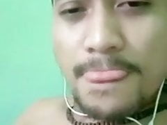 Gay Sex : Indonesian Beard Gay Jerk Off