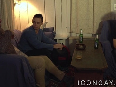 Strong daddy with tatts raw rammed by younger hunk