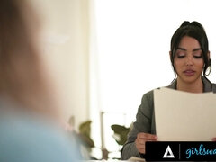 Жопа, Большие сиськи, Грудастые, Волосатые, Хд, Мастурбация, В офисе, Реалити